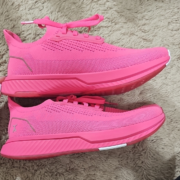 Flux Women's Athletic Pink Sneakers - Picture 3 of 7